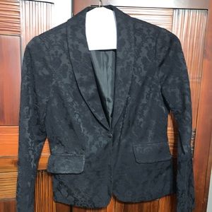 Black blazer with pockets